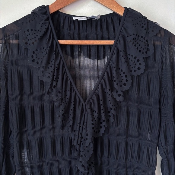 Kay Unger Ruffle Blouse 12 Perforated Black - Picture 2 of 9